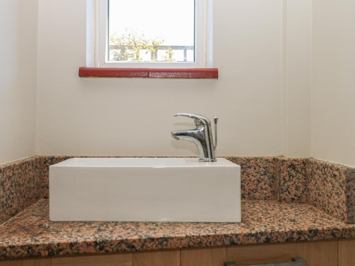 1 Paythorne Farm Cottages Henfield エクステリア 写真